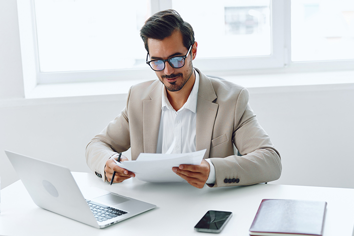 طَرح واختيار وإدارة المبادرات